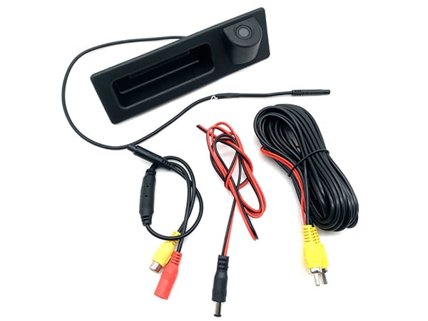 BMW X1 Serisi F48 2015-2023 Bagaj Açma Kolu ICAM Kamera Delikli Kablolu Wender 51247463163S1 - Stokta Var BMW X1 Serisi F48 2015-2023 Bagaj Açma Kolu ICAM Kamera Delikli Kablolu Wender 51247463163S1 - Parça Hattı - Stok Kodu: F48-29477 - PARÇA HATTI