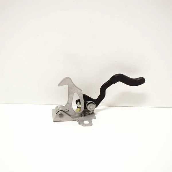 BMW 5 Serisi E39 1996-2003 Kaput Açma Dili Dış BMW 51238172164