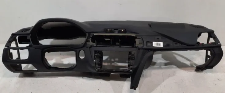BMW 4 Serisi F32 2011-2018 Torpido Siyah Wender 51459247992