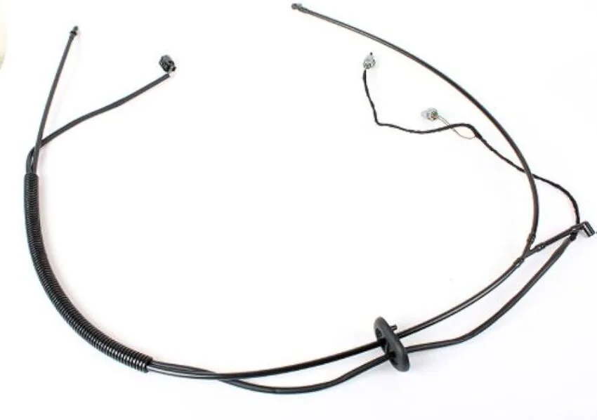 BMW 5 Serisi E39 1996-2003 Silecek Fıskiye Hortumu Wender 61608364200