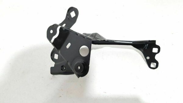 BMW 5 Serisi G30 2016-2023 Çamurluk Braketi LCI Ön Alt Sol Wender 41007440423